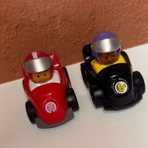 Fisher-Price Little People Wheelies All About Racing number 7 and 8 cars